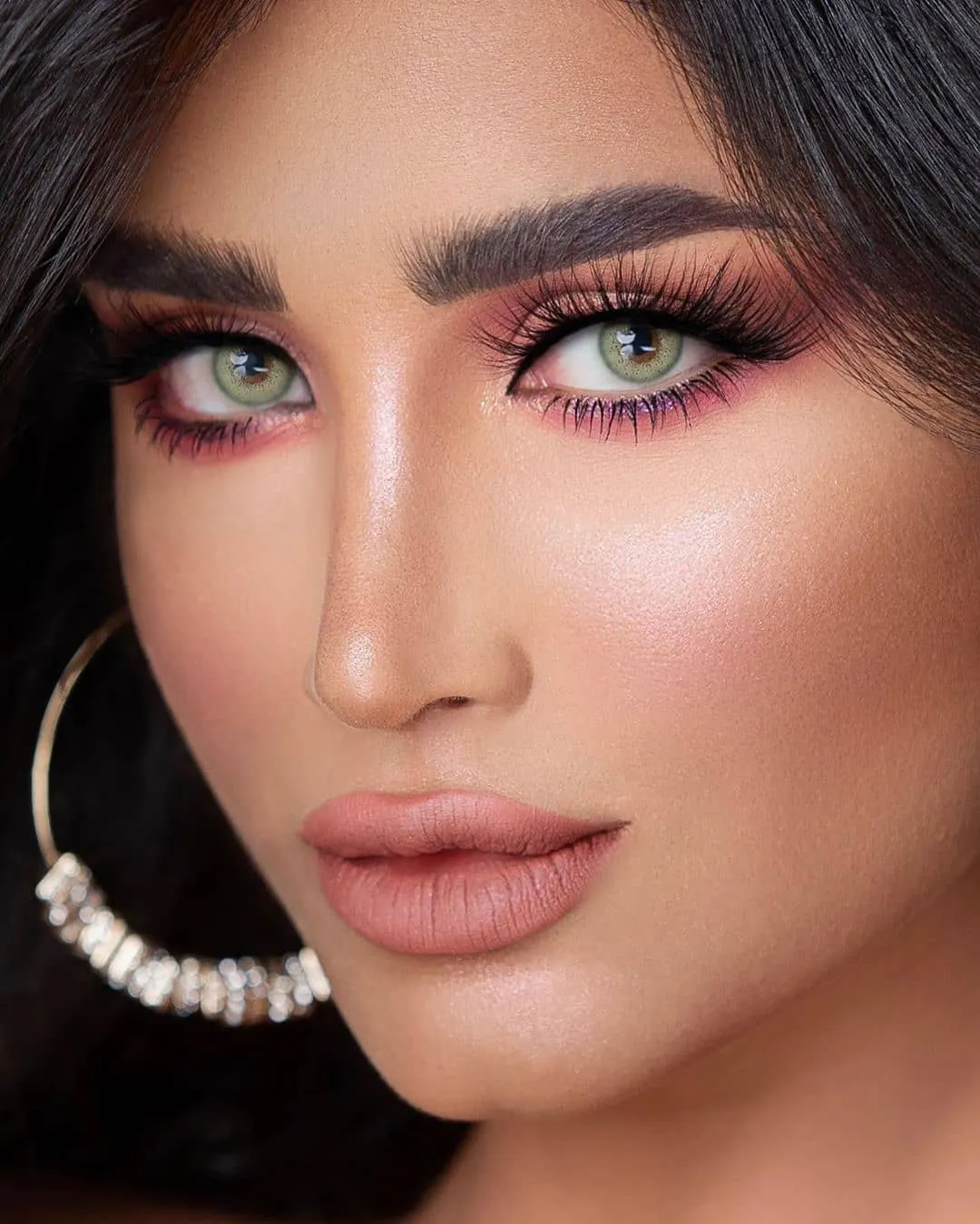 عدسات لومينوس جرين LUMINOUS GREEN