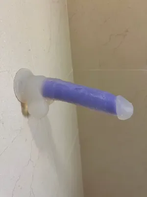 7.5" Glow In The Dark Dildo (Two Colors!)