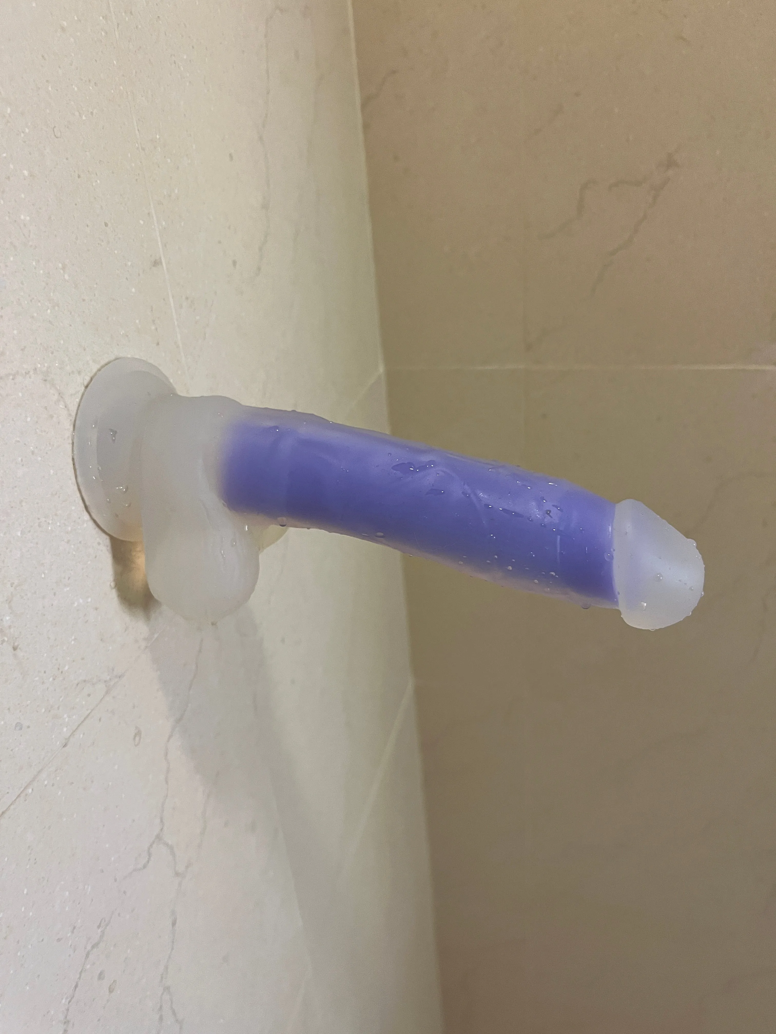 7.5" Glow In The Dark Dildo (Two Colors!)
