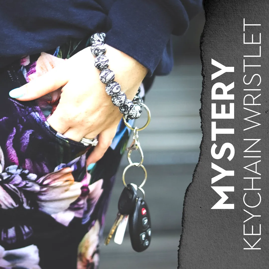 Accessory | MAMA WRISTLET | Custom