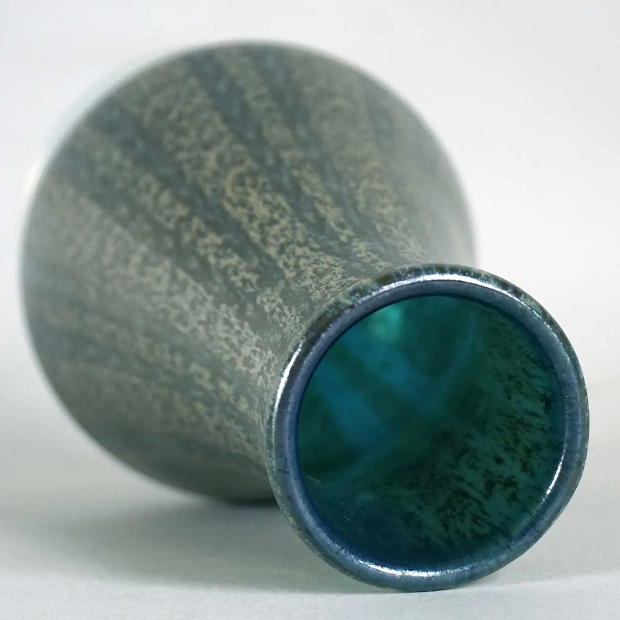 American Nash Iridescent Teal Chintz Decorated Glass Vase