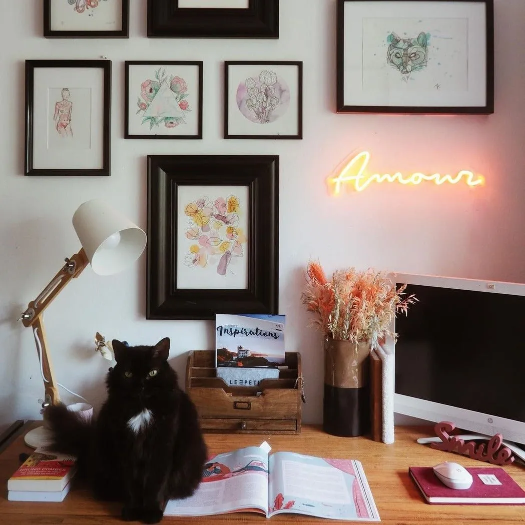 Amour Cursive - LED neon sign