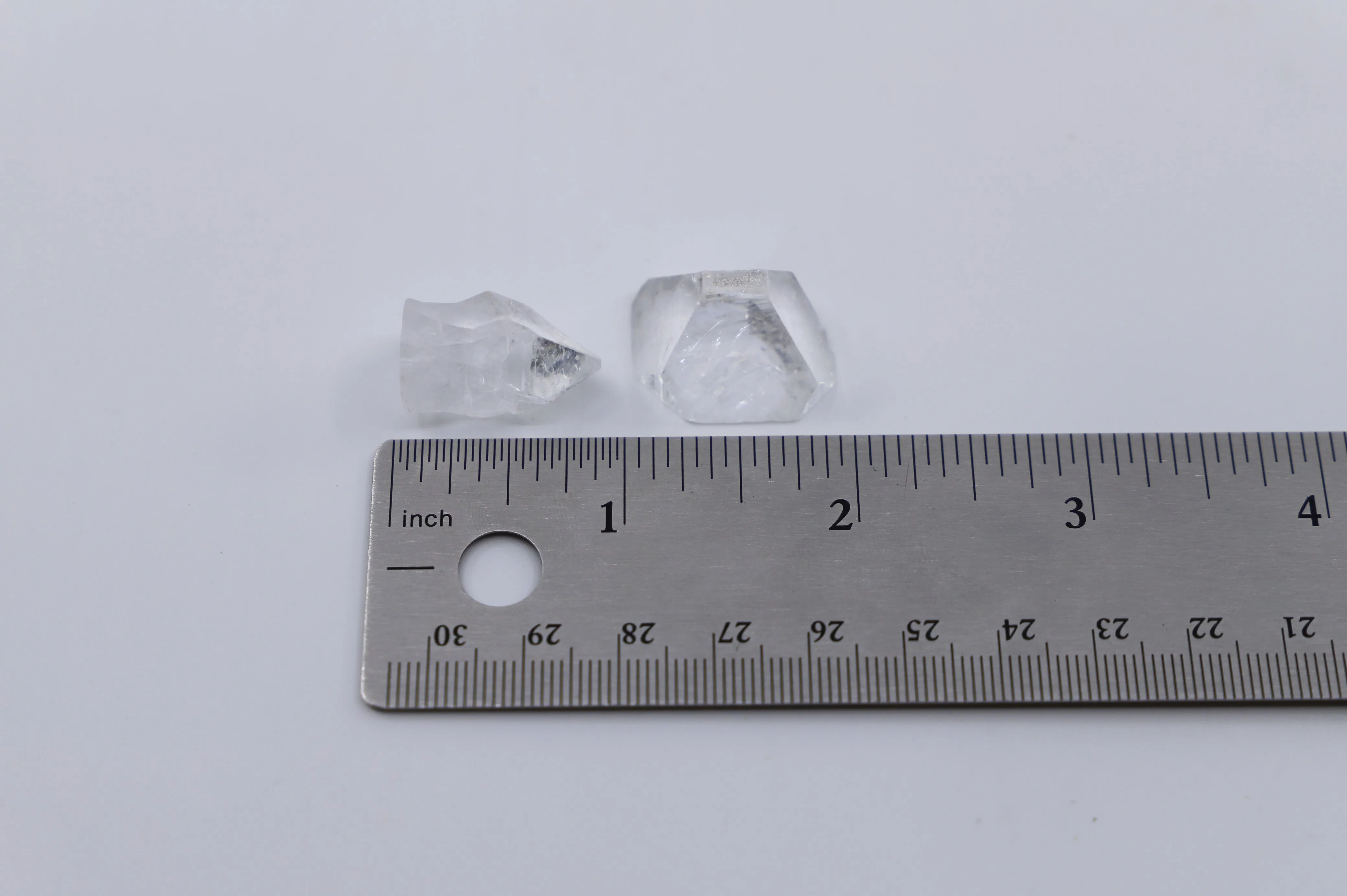 Apophyllite tip