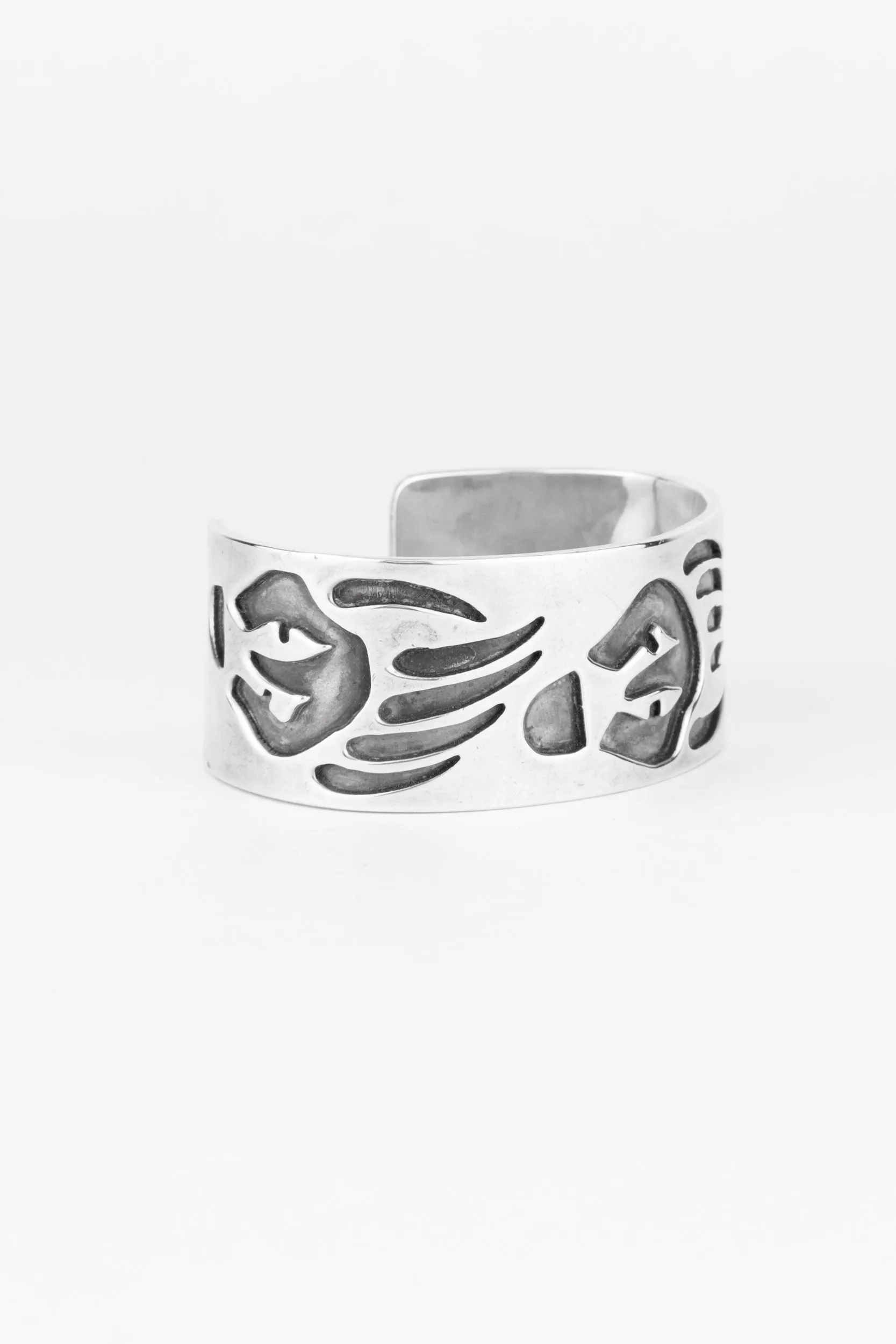 Bearclaw Vintage Overlay Cuff