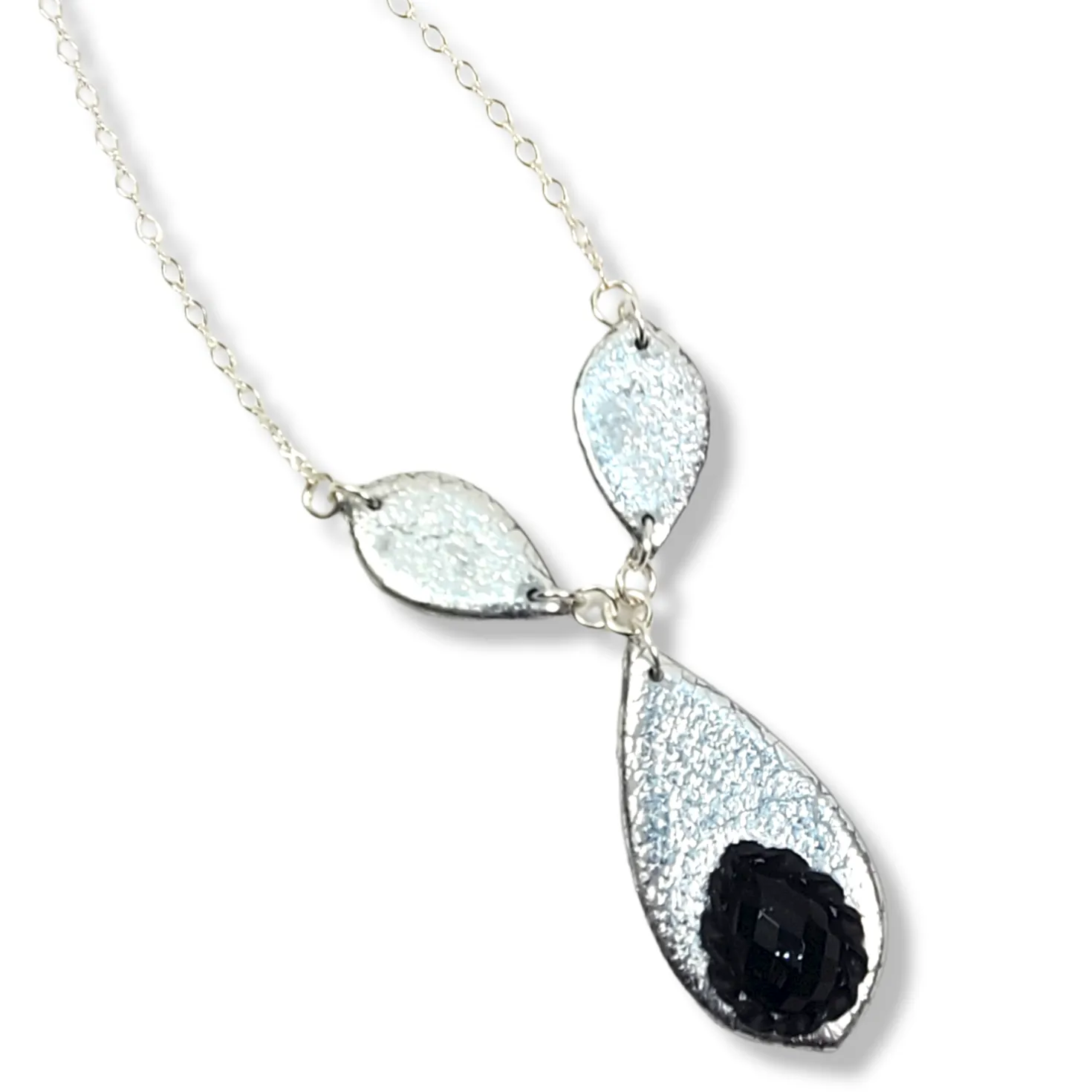 Black Crystal Leaf Link Necklace - Chrome