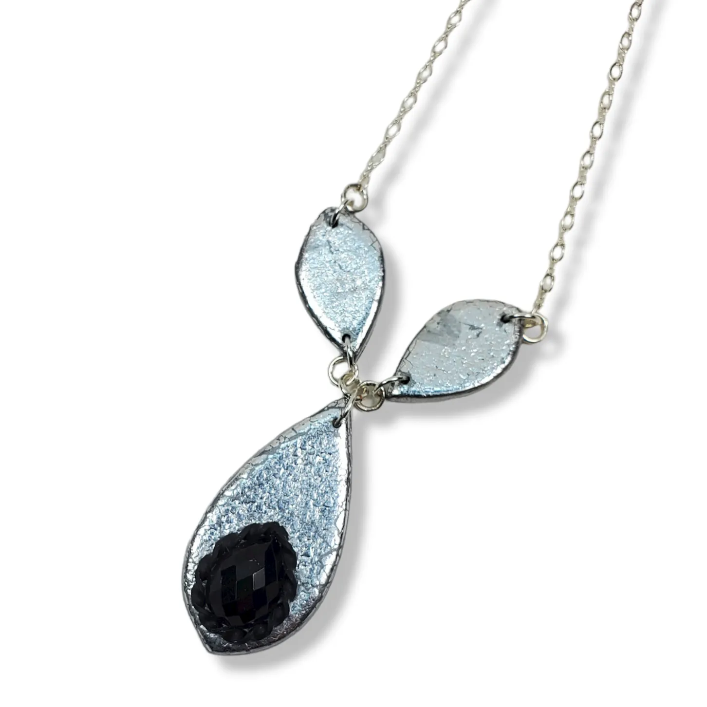 Black Crystal Leaf Link Necklace - Chrome