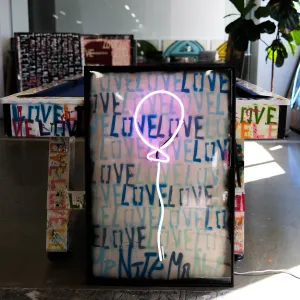 BLUE BALLOON LOVE $3700