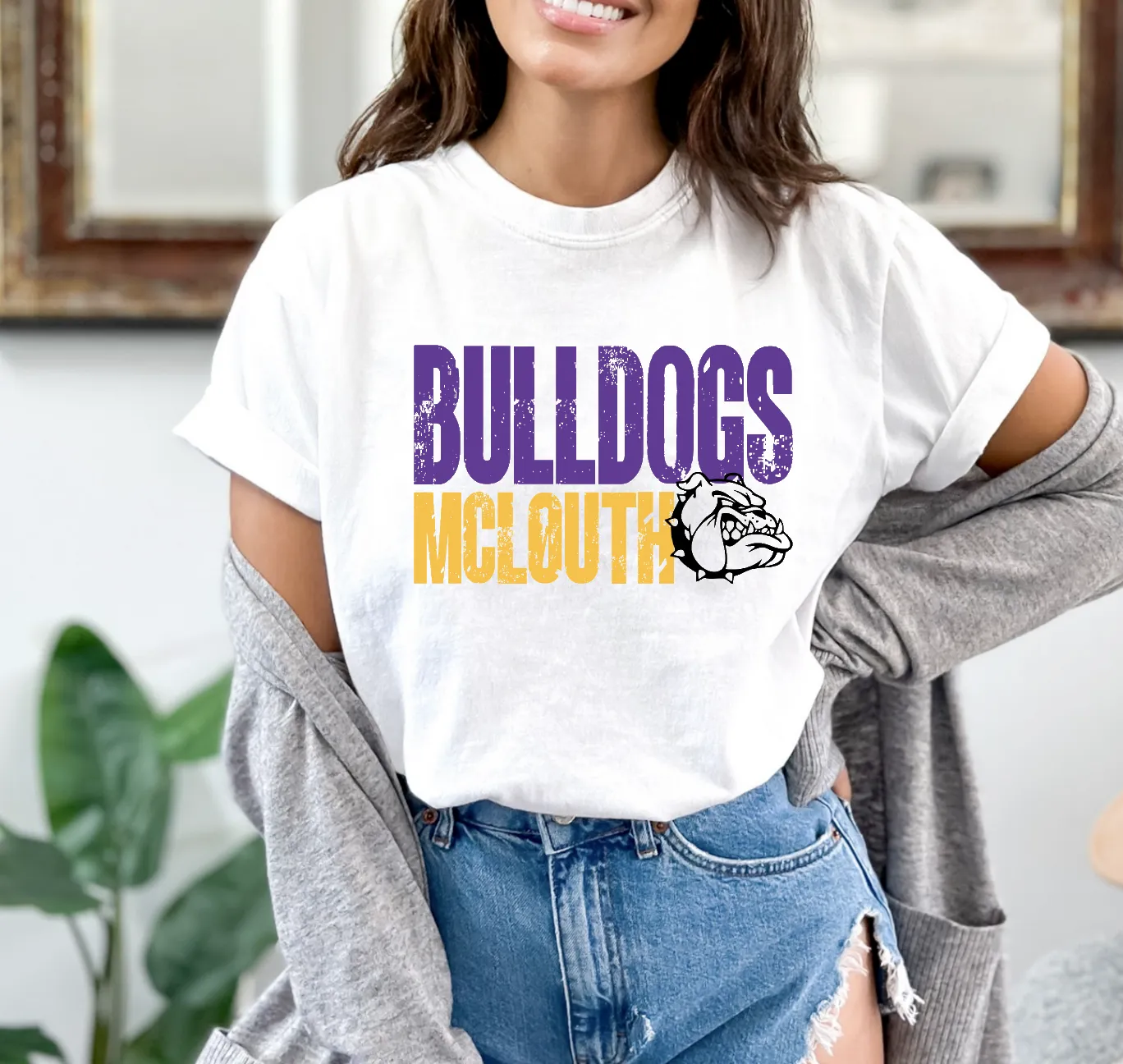 Bulldogs McLouth Distressed (M136)