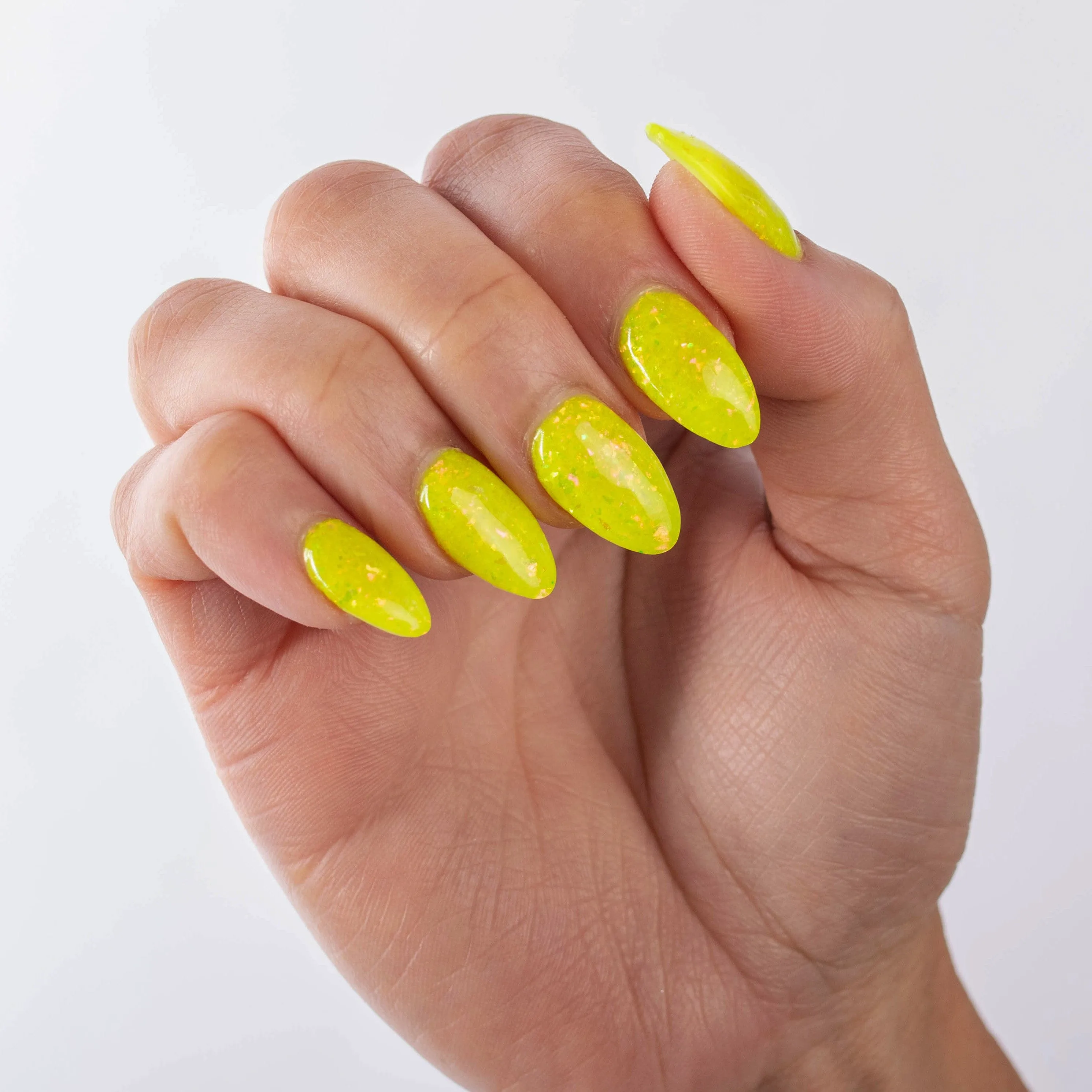 D815 Banana Clip Yellow Flake Dip Powder