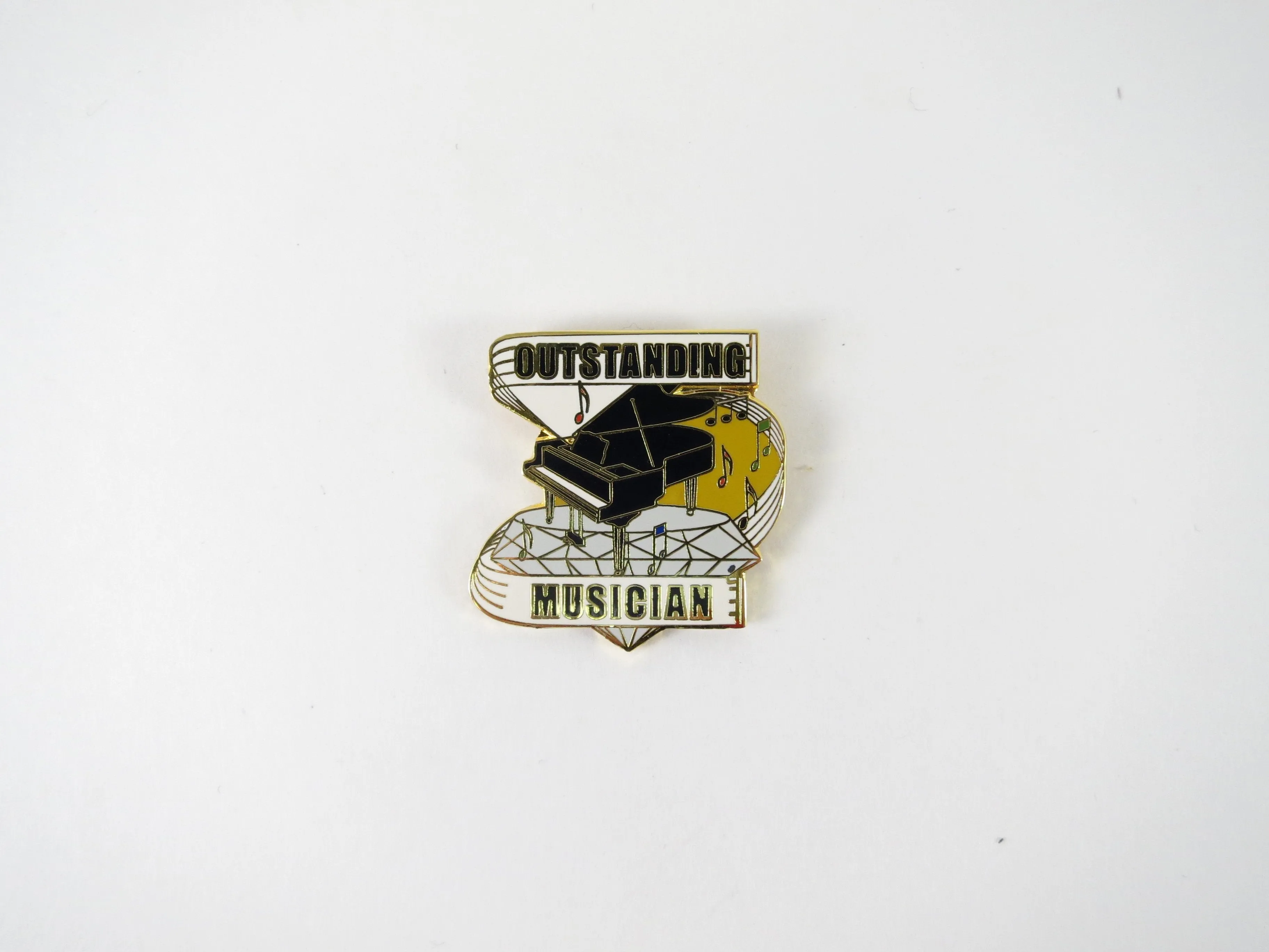 Jumbo Musical Pin, Outstanding Musician