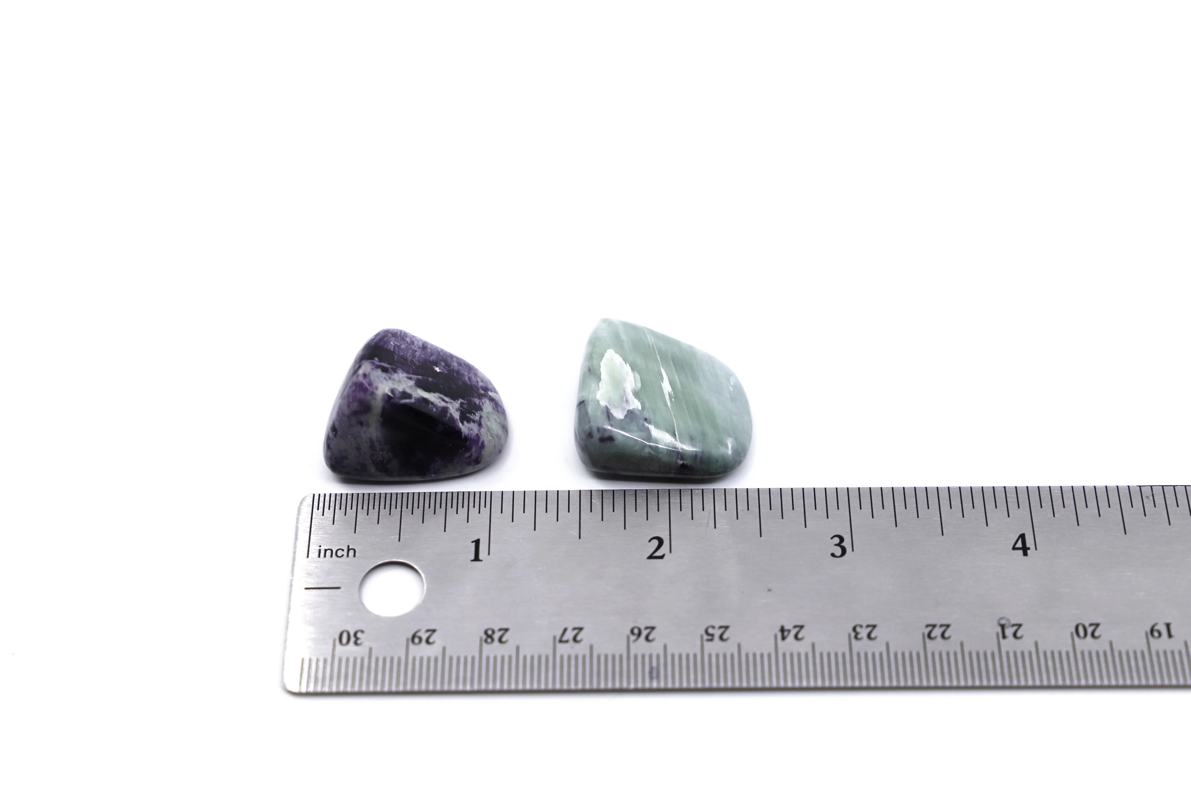 Kammererite gemstone