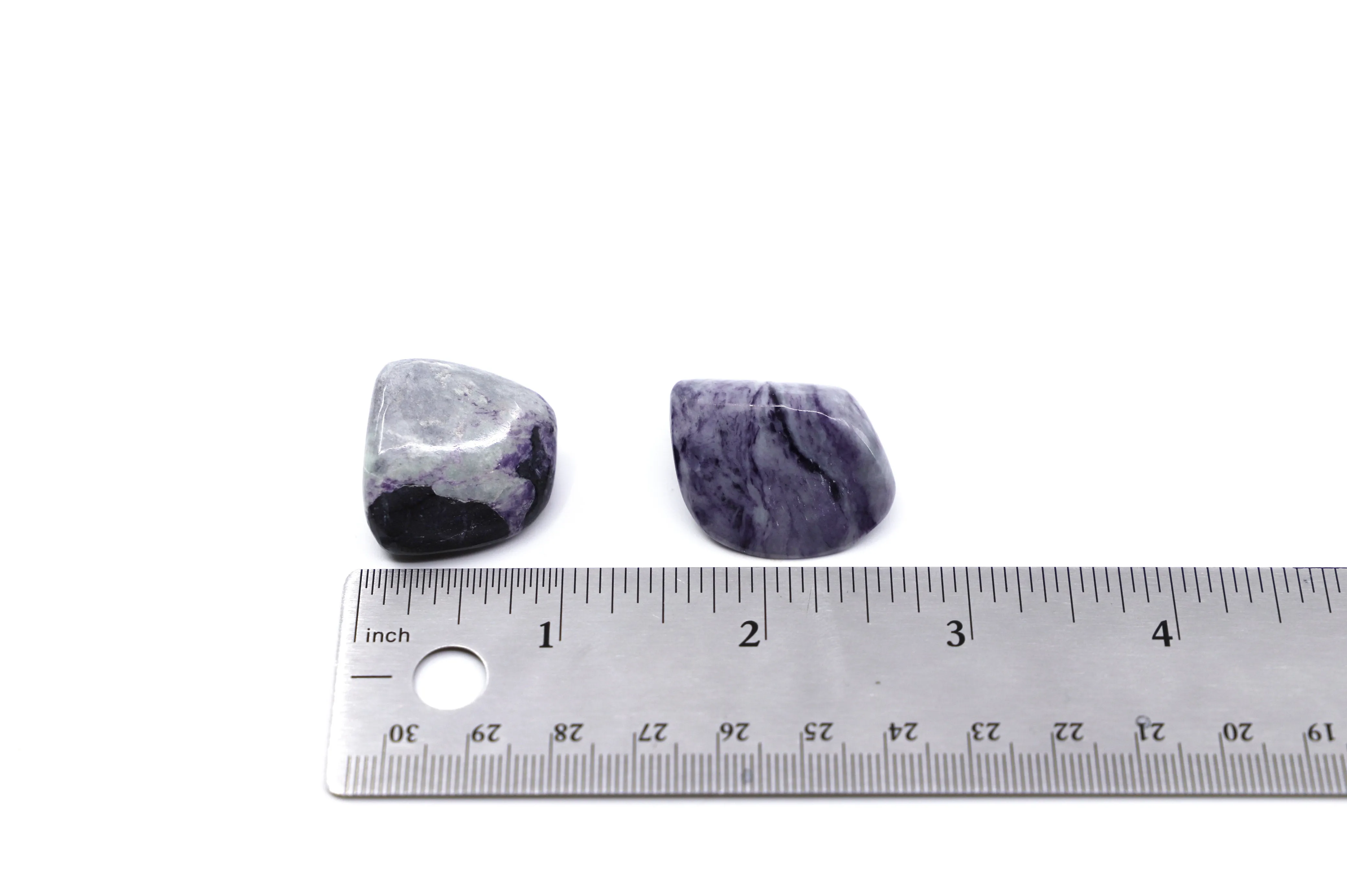 Kammererite gemstone