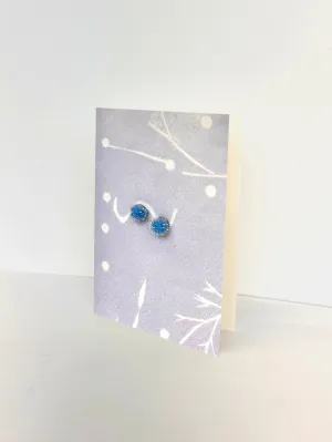 Light purple pom-pom