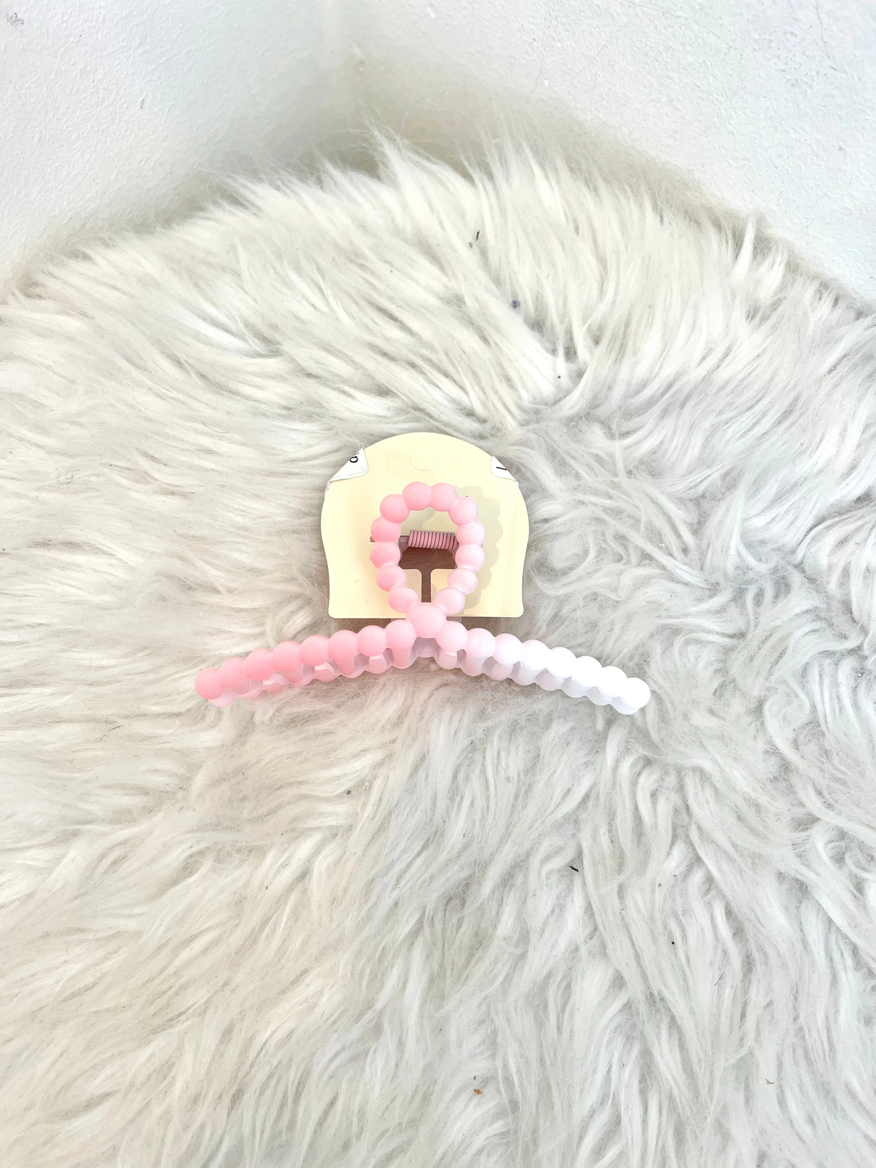 Loop Bead Hair Claw Clip