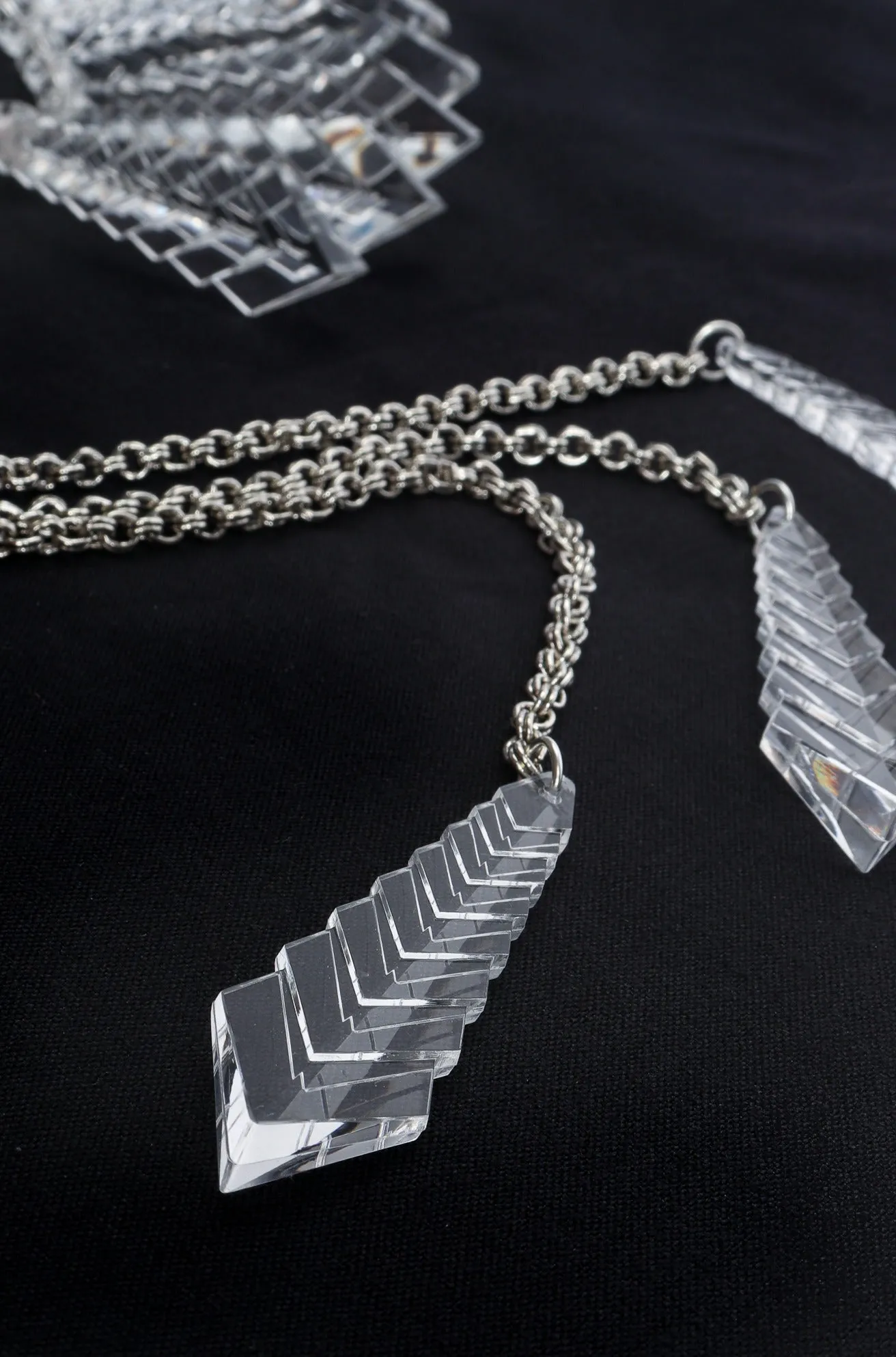 Lucite Arrow Collar