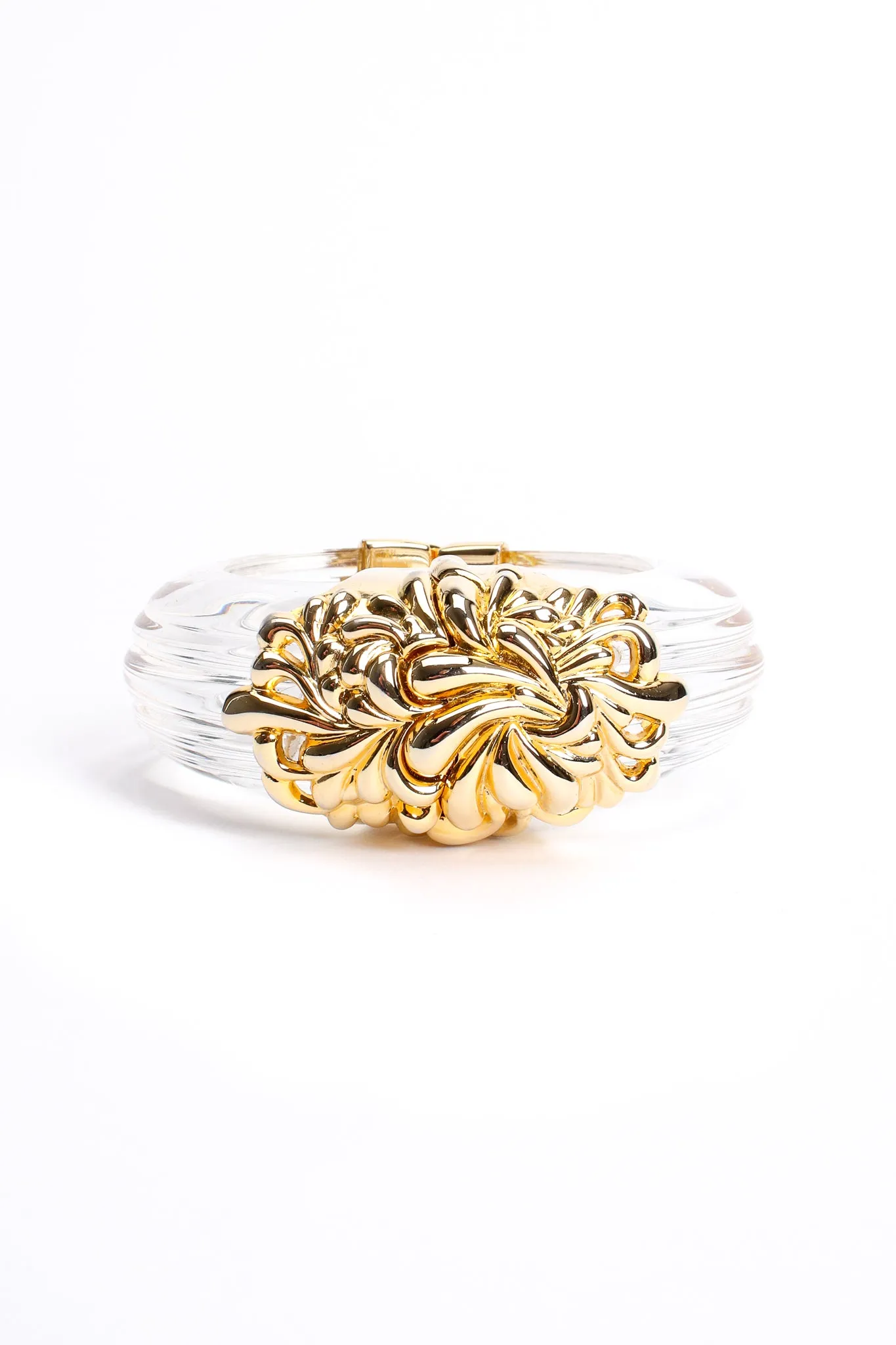 Lucite Chrysanthemum Bracelet