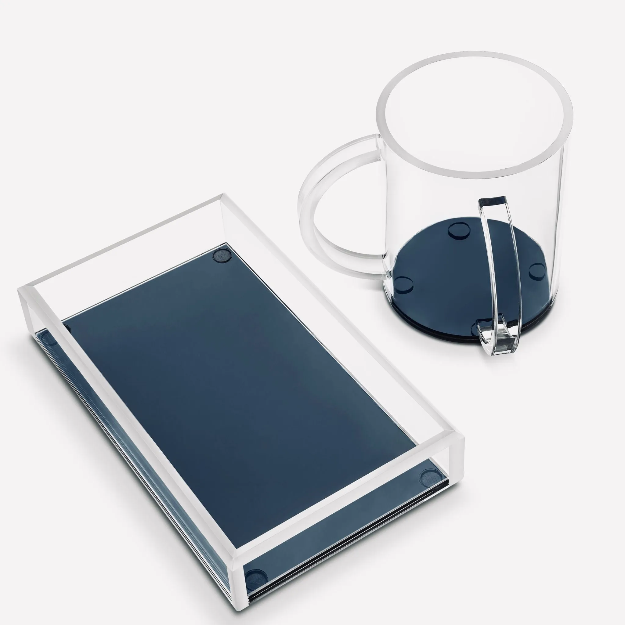 Lucite Washing Cup With Smoke Blue Bottom