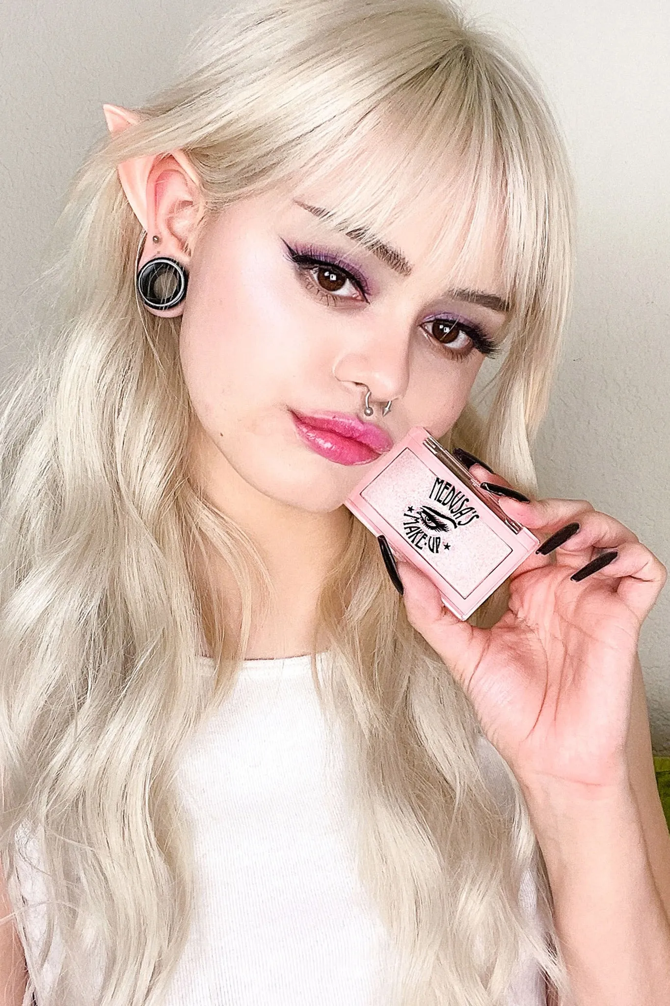 Luminous Highlighter Powder