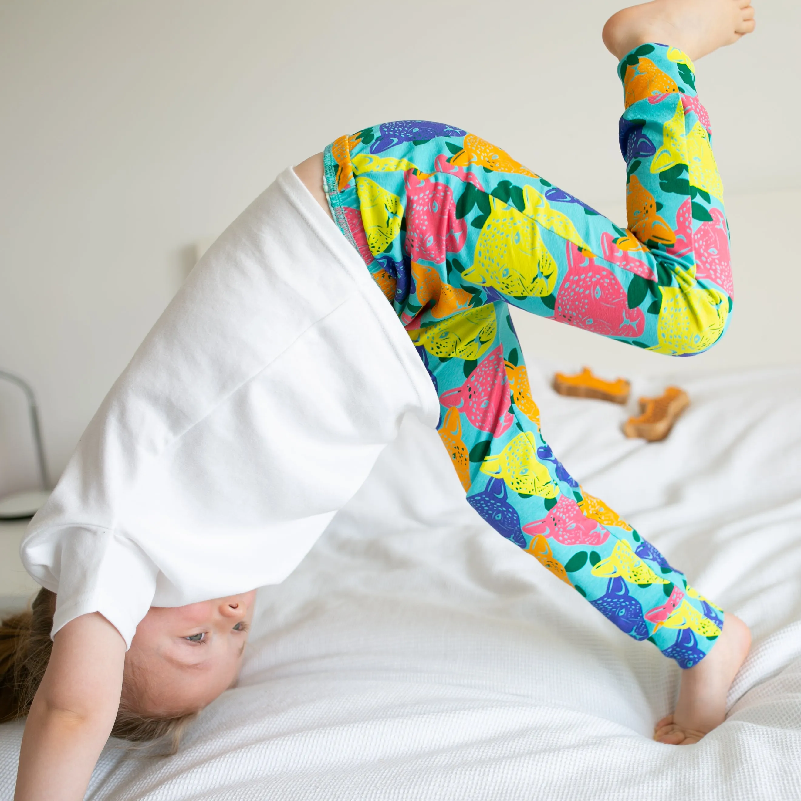 Luminous Leopard Print Leggings