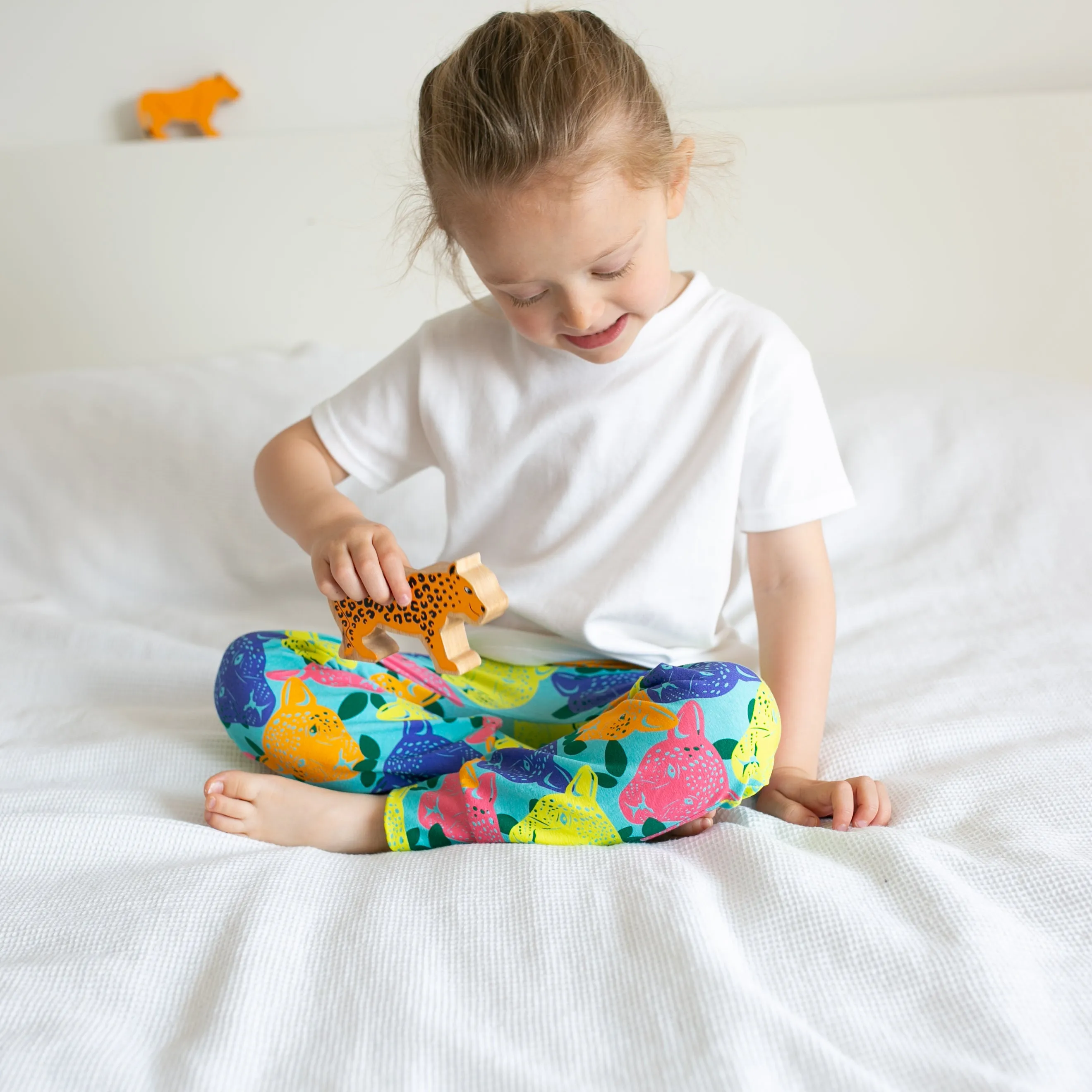 Luminous Leopard Print Leggings