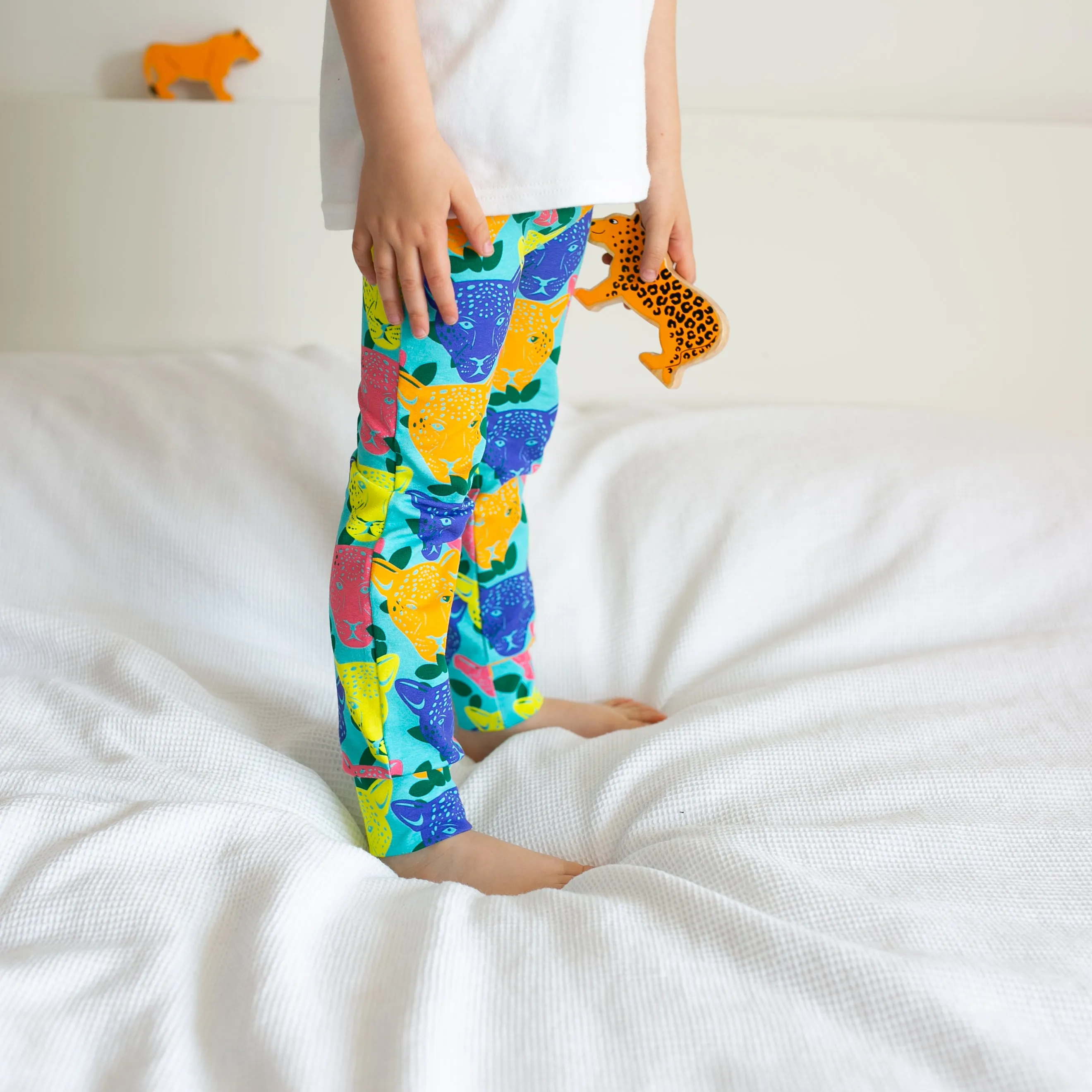 Luminous Leopard Print Leggings