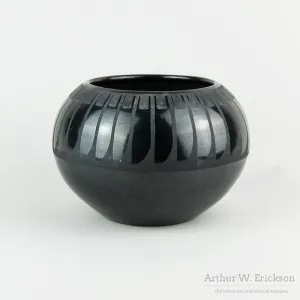 Marie and Julian Globular Jar with Feather Design