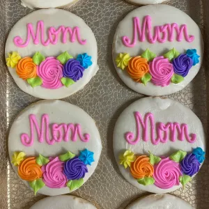 Mom Bouquet Decorated Cookie