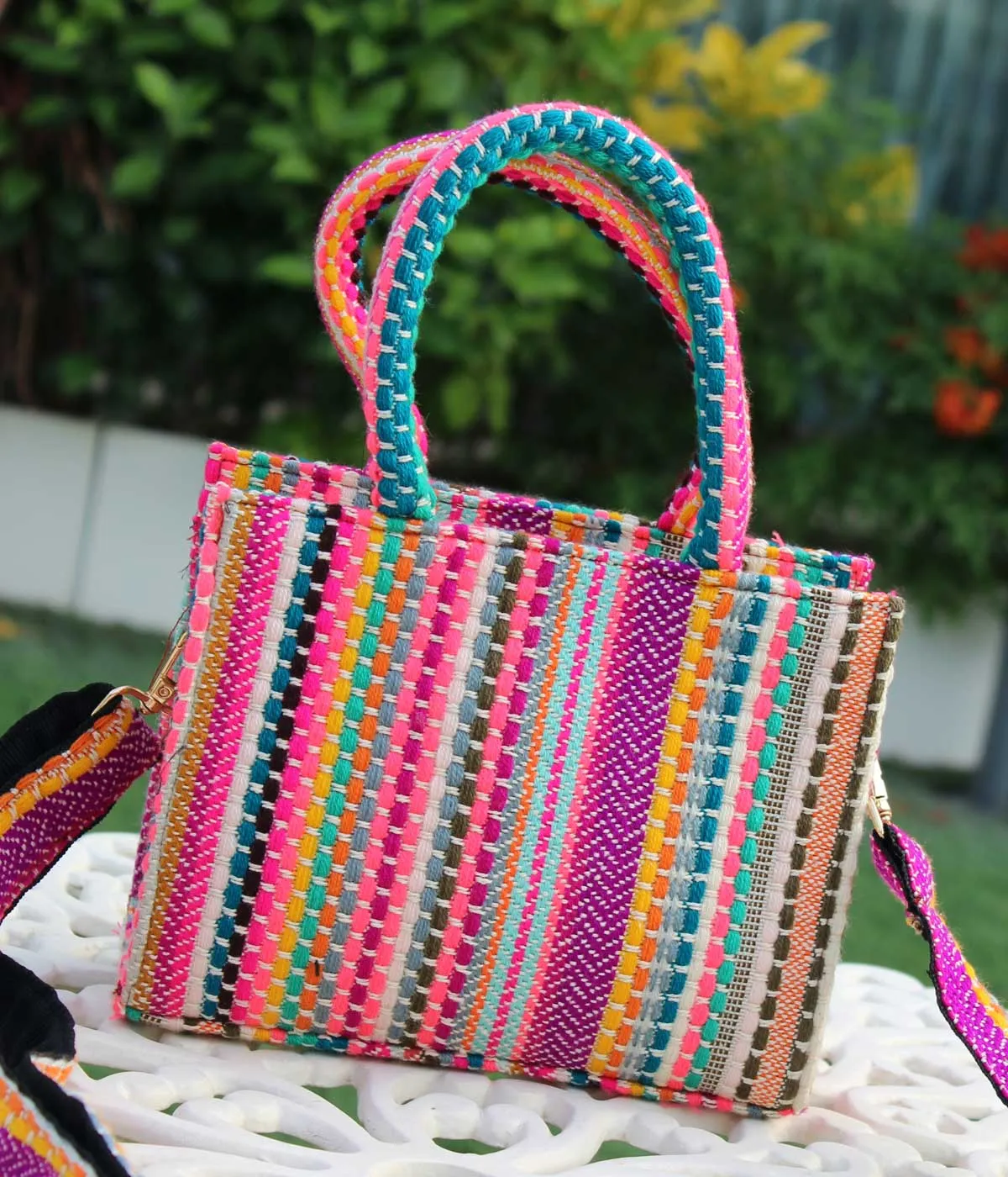 MULTIHUED WEAVED SMALL TOTE BAG