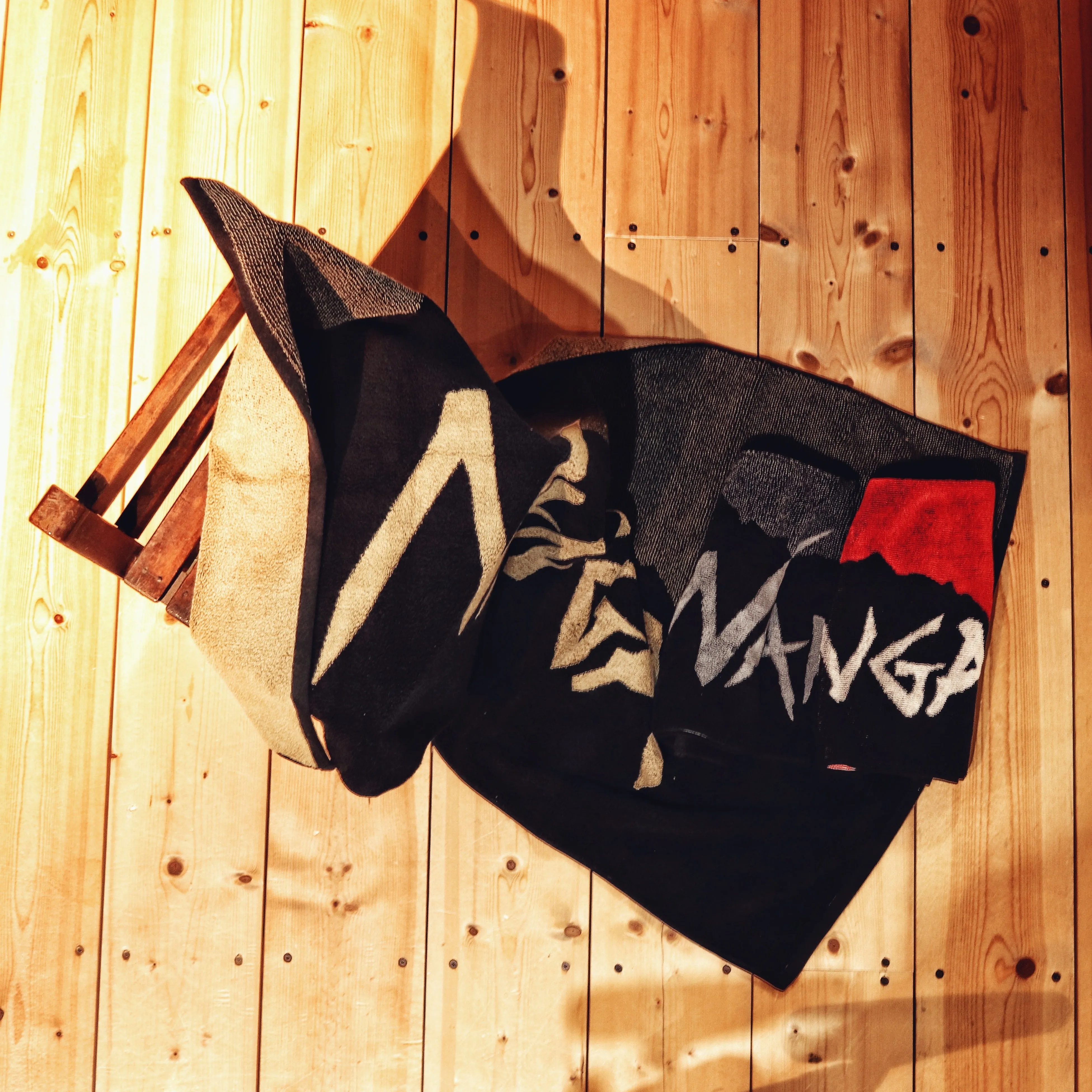NANGA LOGO BATH TOWEL