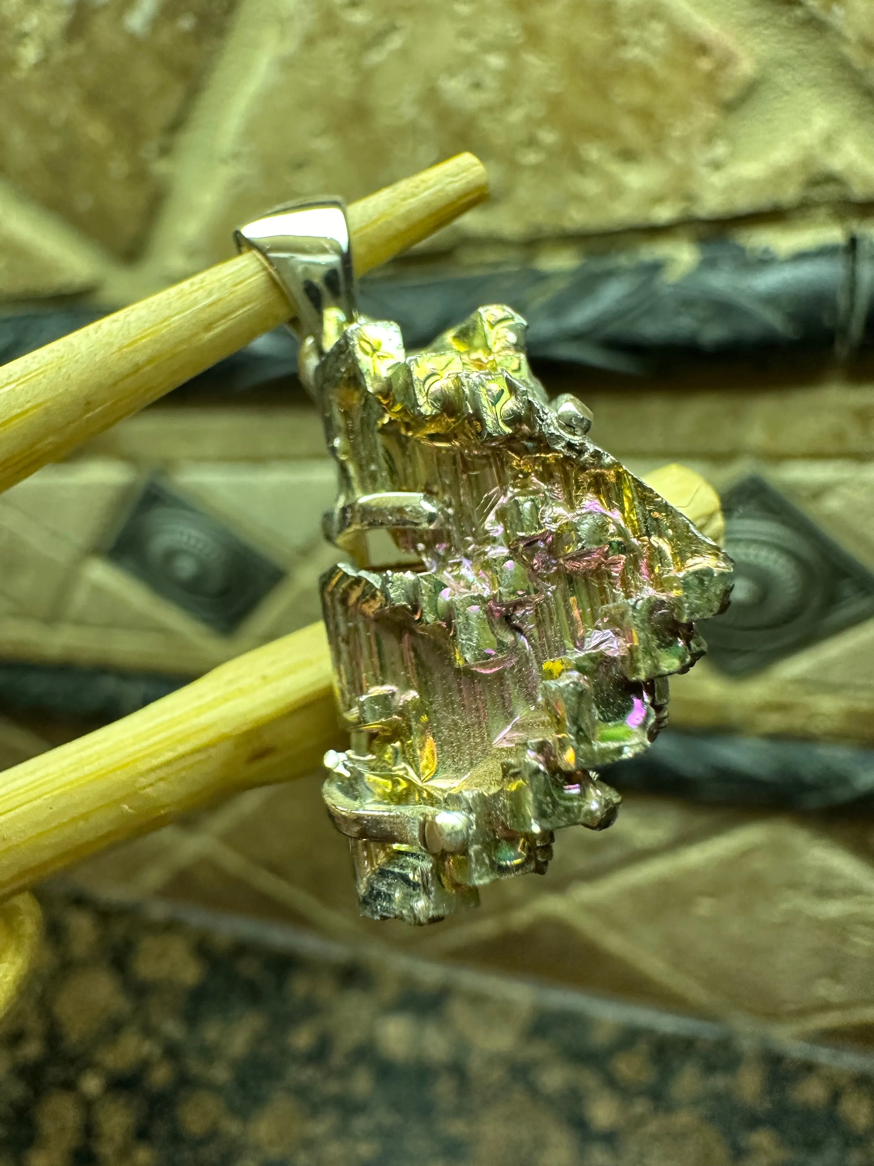Natural Bismuth Crystal 925 Solid Sterling Silver Pendant 30mm