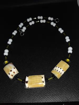 NB #125 Delightful Retro Looking and Abstract Necklace and Bracelet.