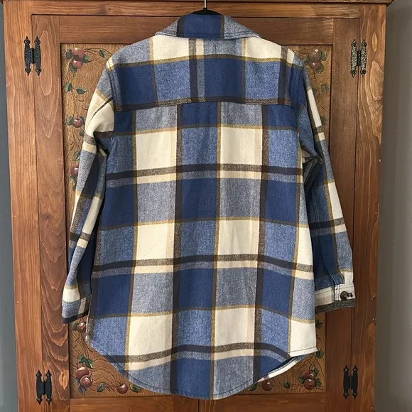 NWOT Old Navy Plaid Soft Brushed Utility Shacket