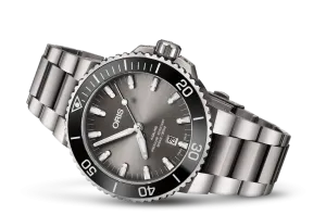 Oris Aquis Date 43.5mm Mens Watch