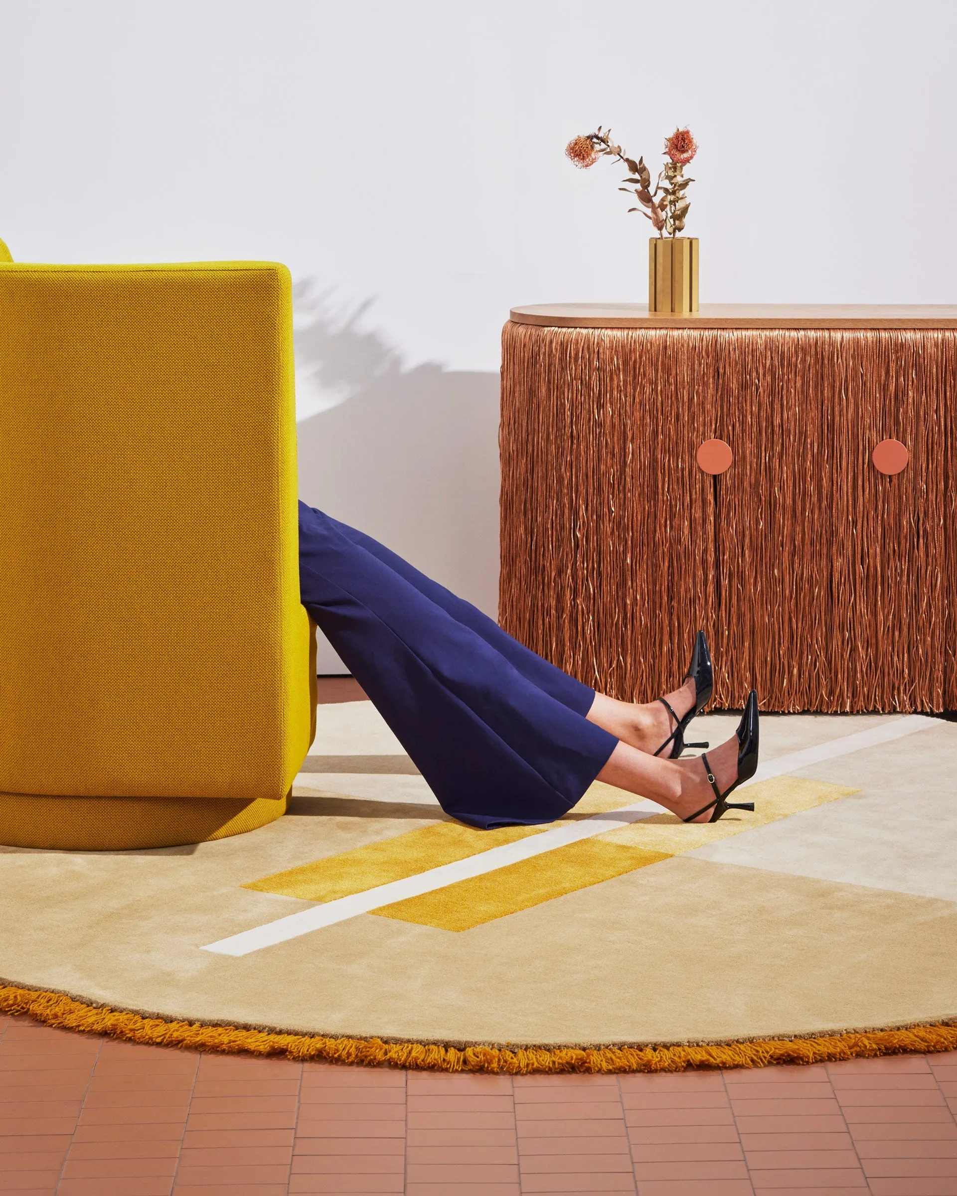 Overlay Rug - Circle Mustard