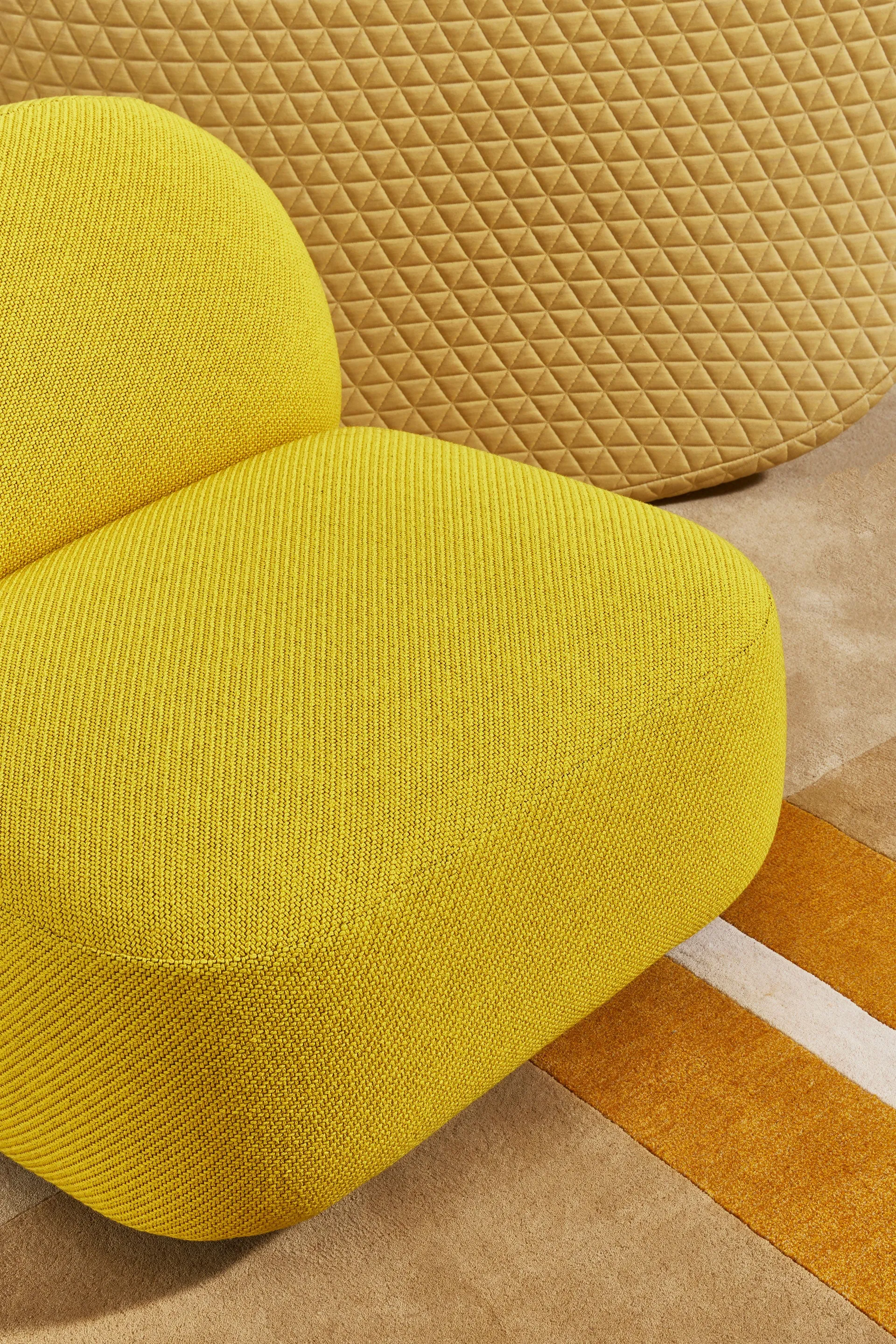 Overlay Rug - Circle Mustard
