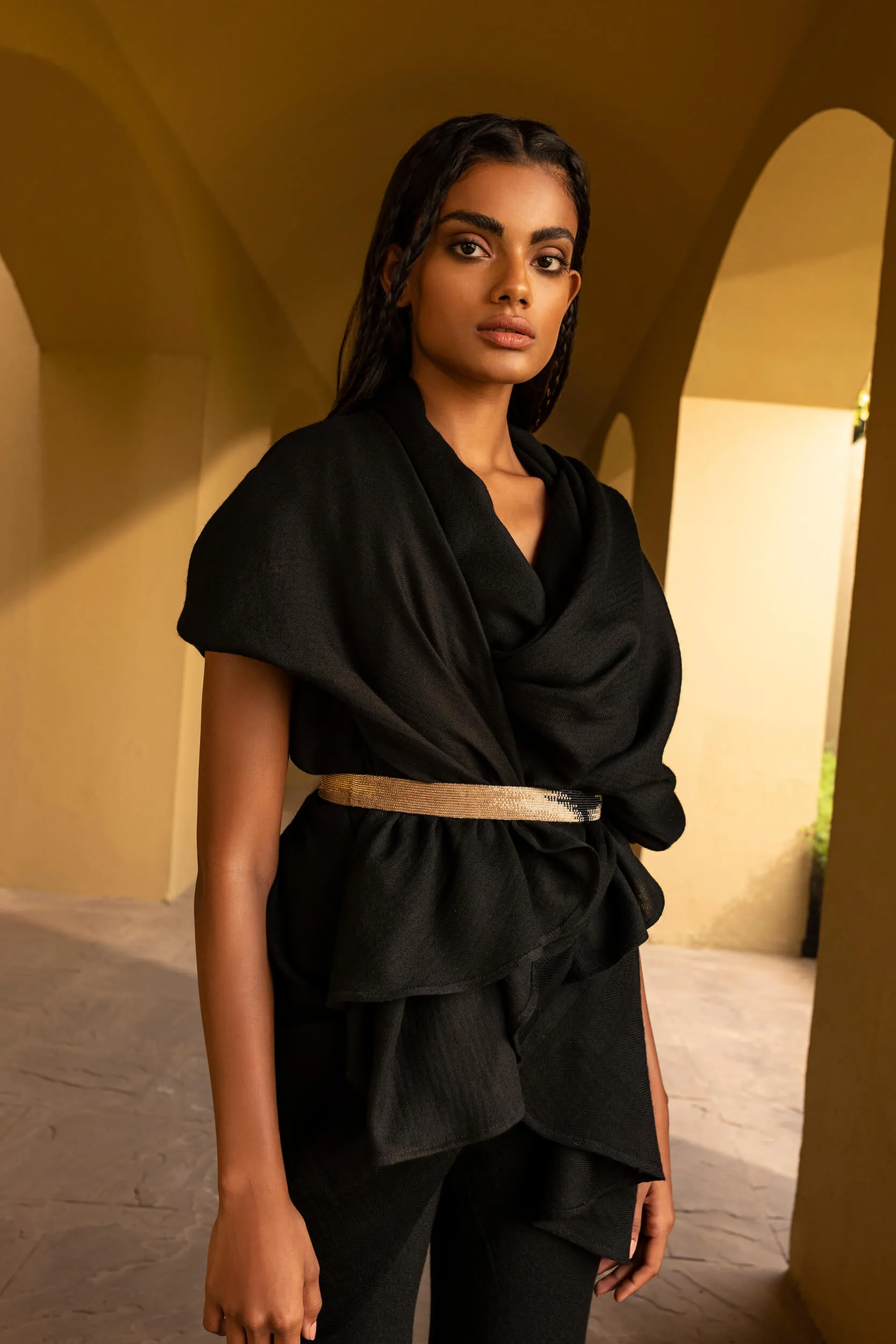 Peru Woollen Overlay (Black)
