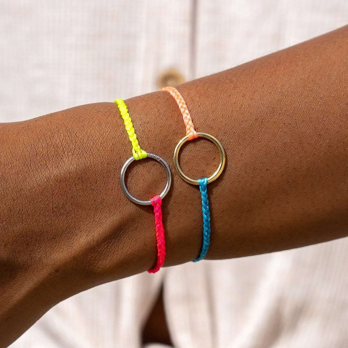 Pura Vida Two-Tone Full Circle  Gold Charm Bracelet ~ Neon Blue/ Strawberry