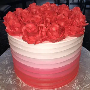 Red Roses Cake (3 Layer)