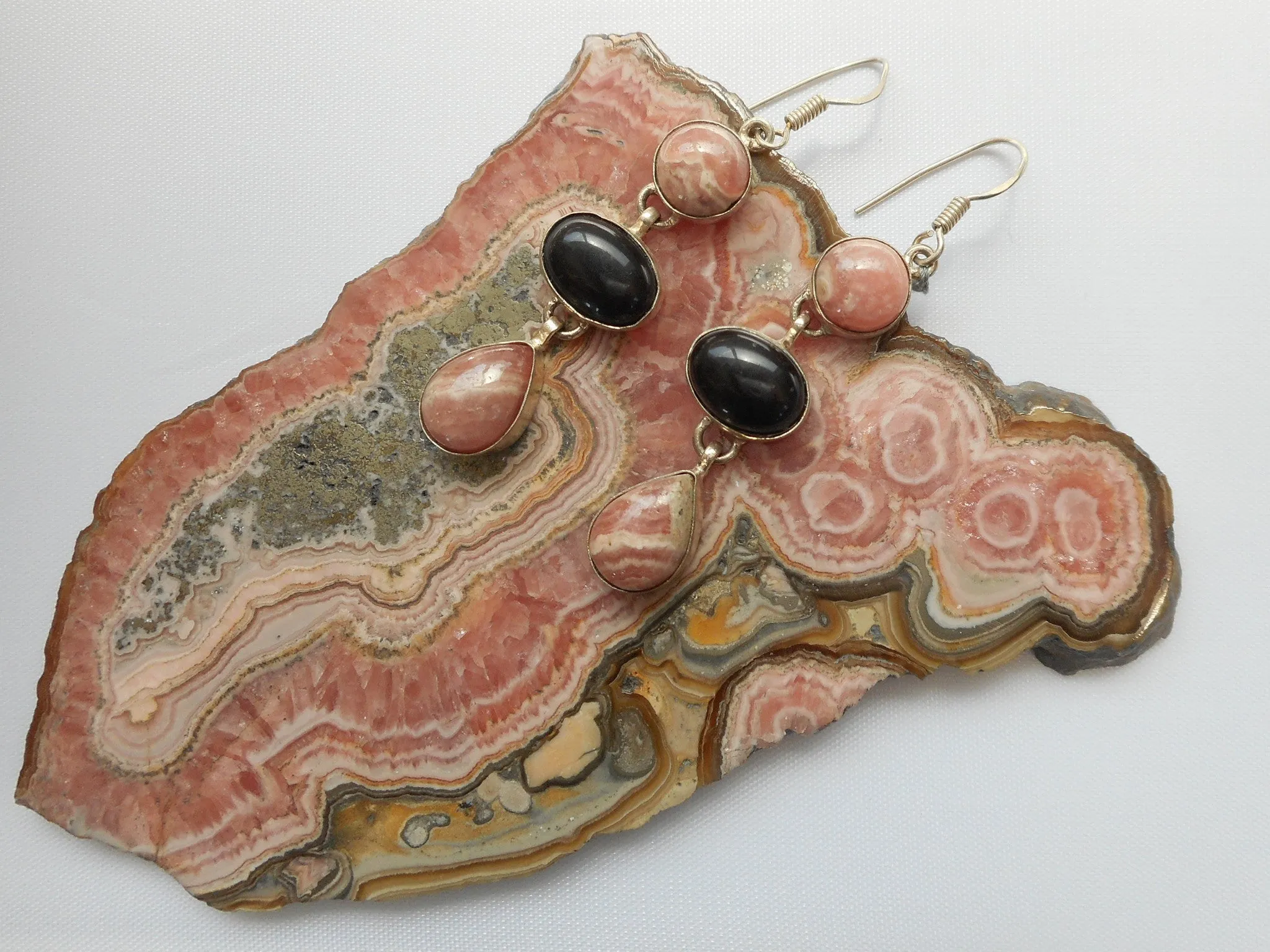 Rhodachrosite Earring Set 1 with Onyx