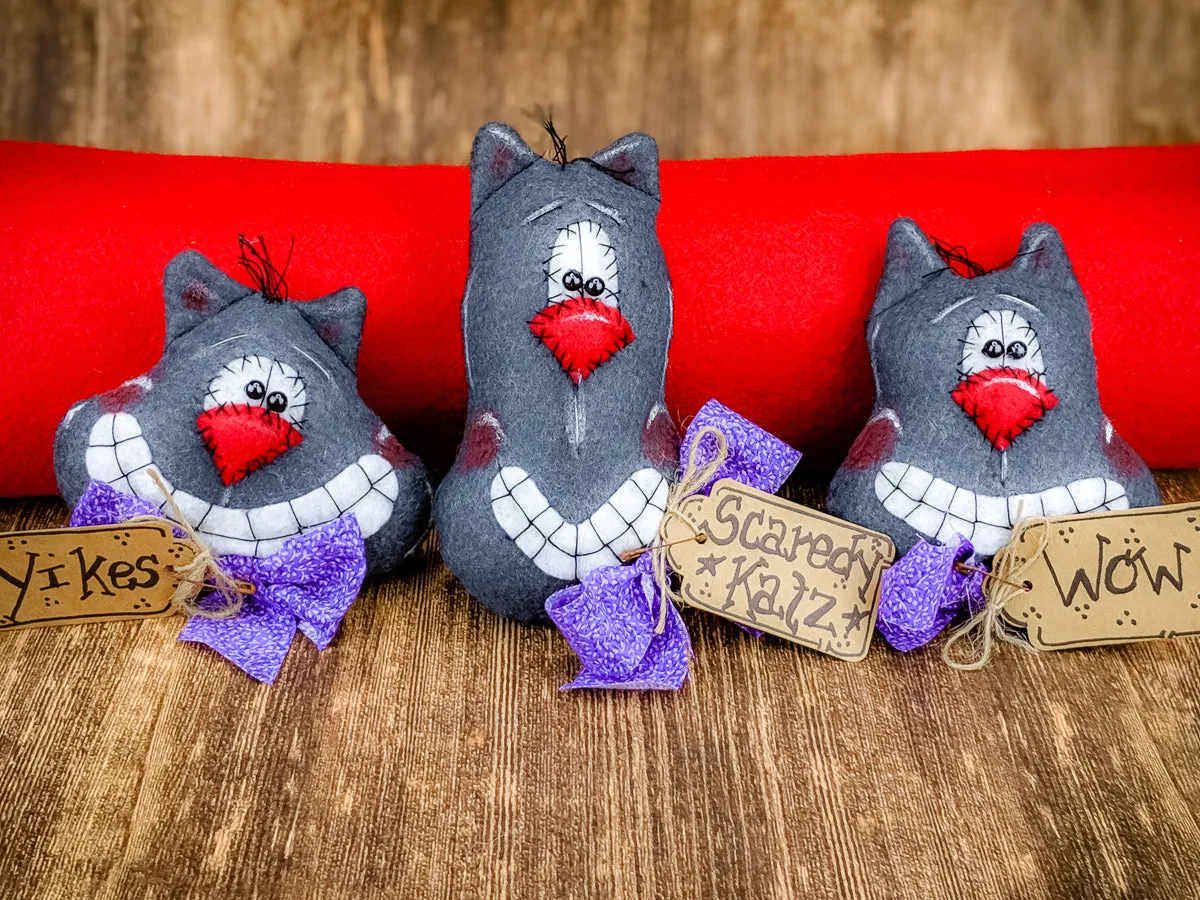 Scaredy Cats Decor