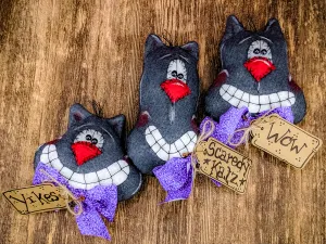 Scaredy Cats Decor