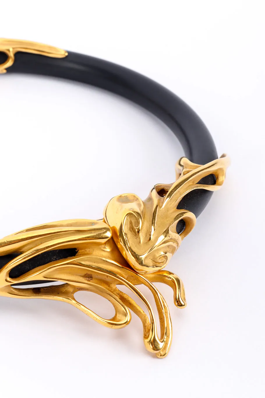 Sculpted Lucite Collar Necklace