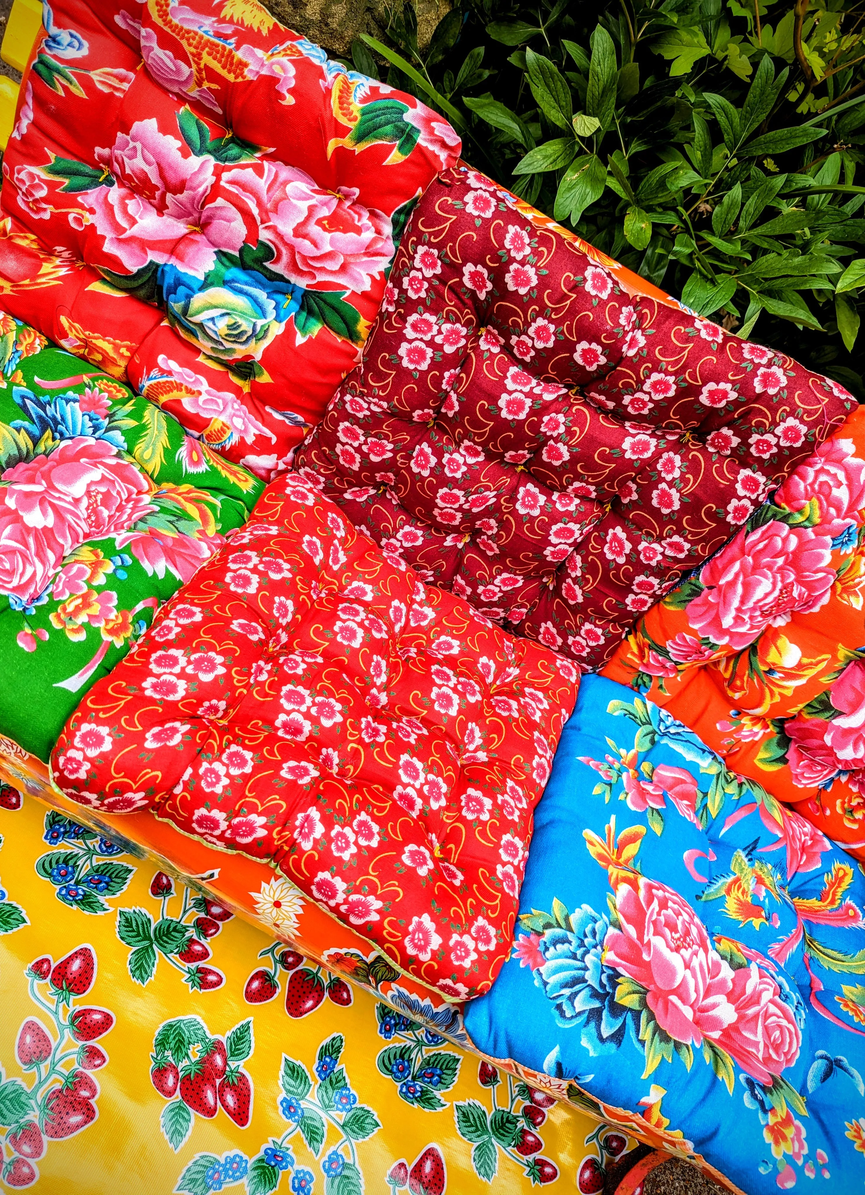 Shanghai peony seat cushion