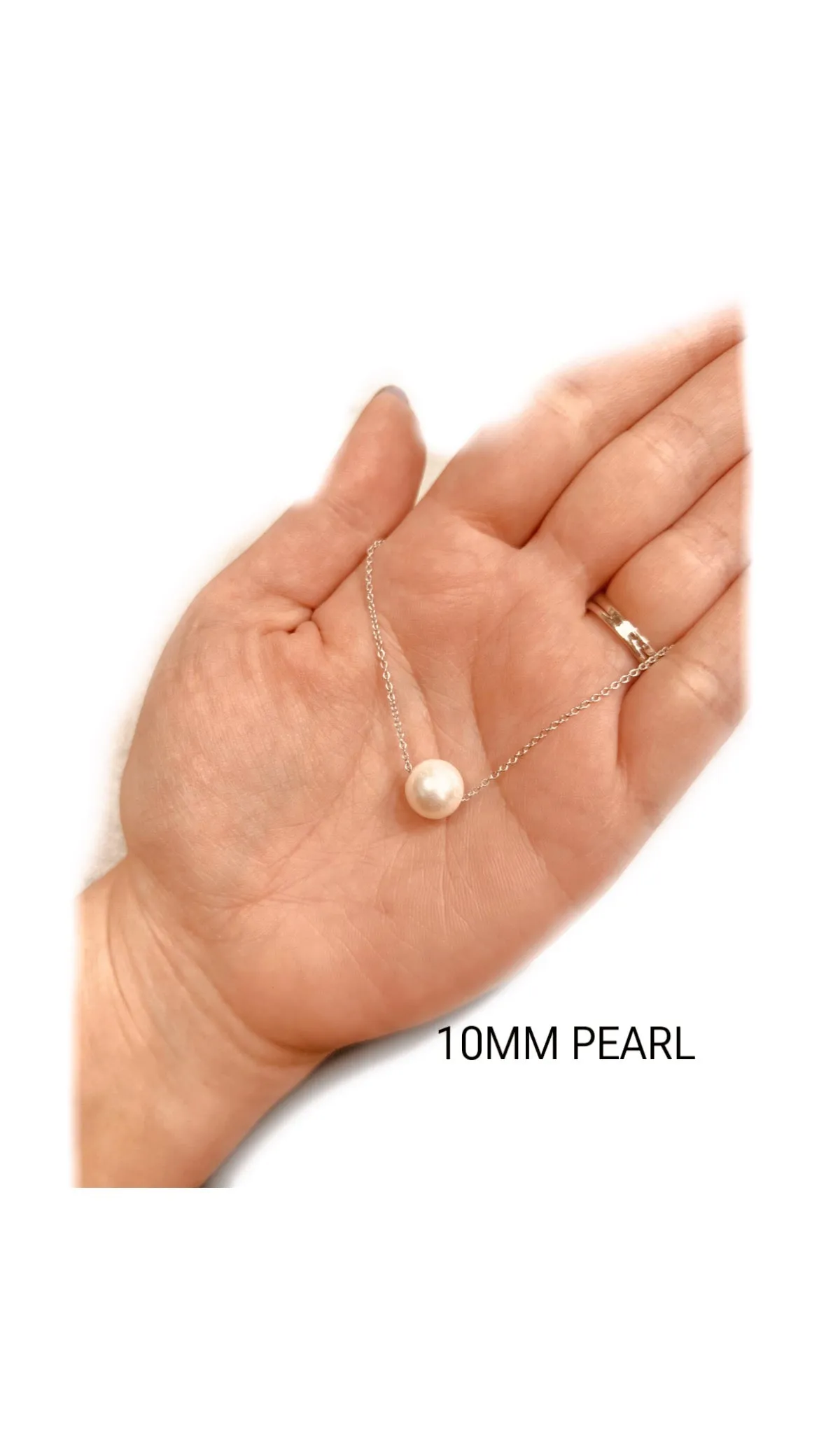Single Pearl Threaded Chain Necklace