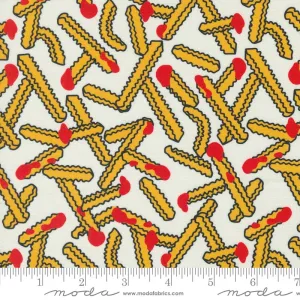 Snack Shack, Lay Off Me I'm Starving in Cream - fat quarter