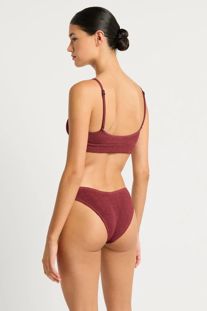 Strap Saint Crop