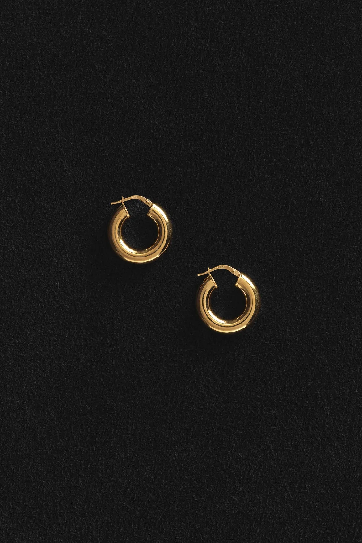 TINY EVERYDAY HOOPS