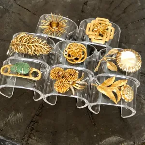 TL-SED Lucite Bracelet