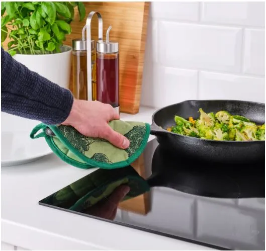 TORVFLY - Pot Holder, Patterned / Light Green