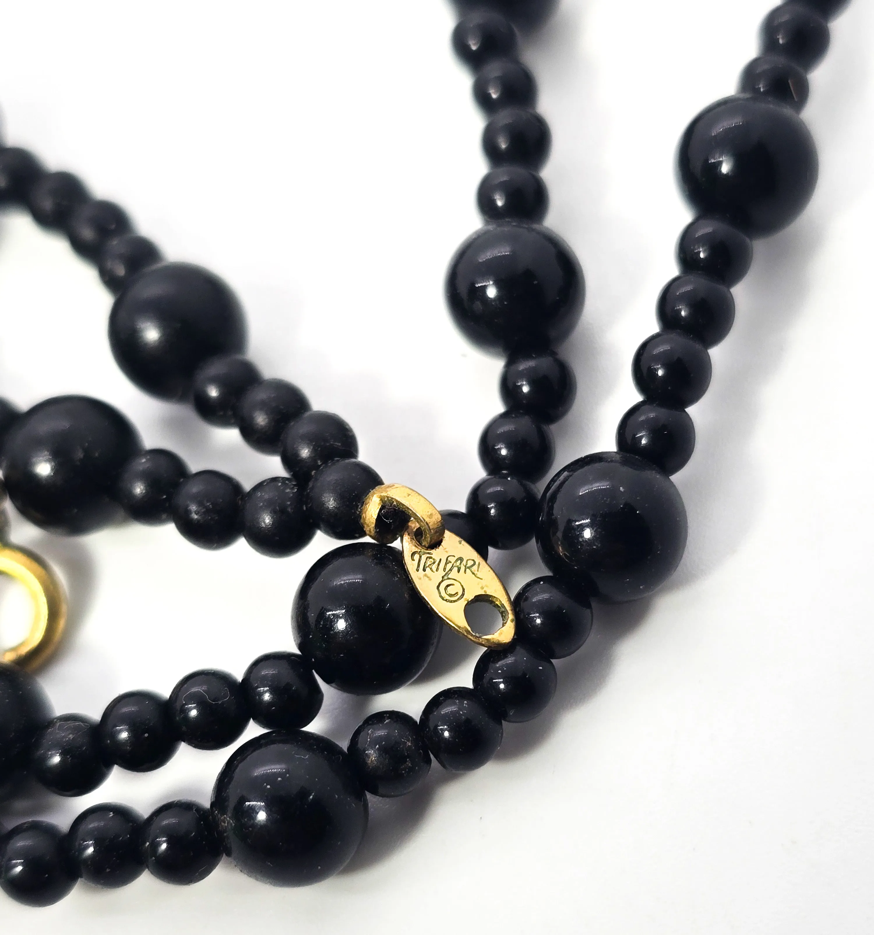 Trifari double strand black Lucite beaded vintage 24" necklace